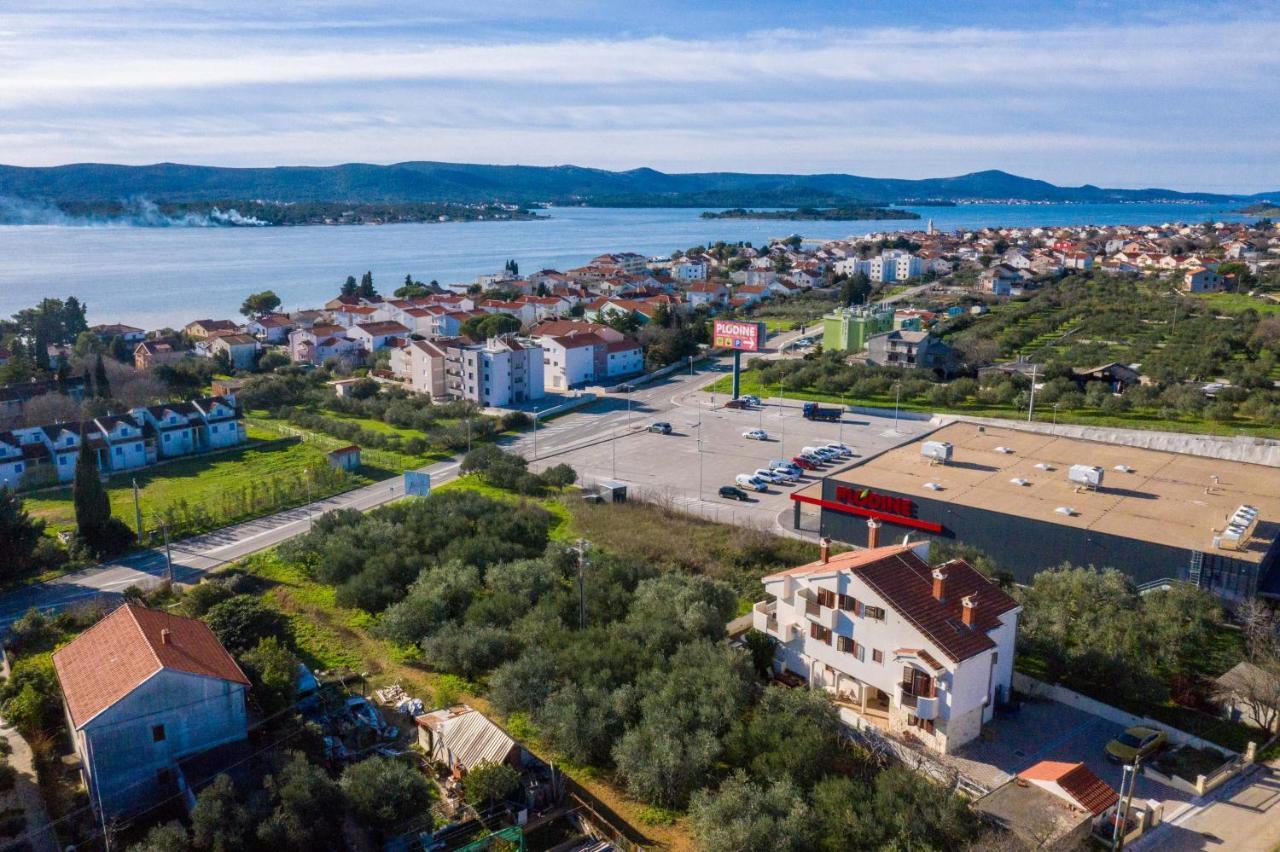 Villa Slavica 스베티필립아이자코브 외부 사진